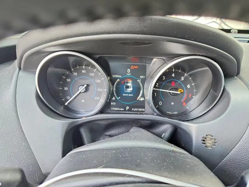 2018 JAGUAR XE   