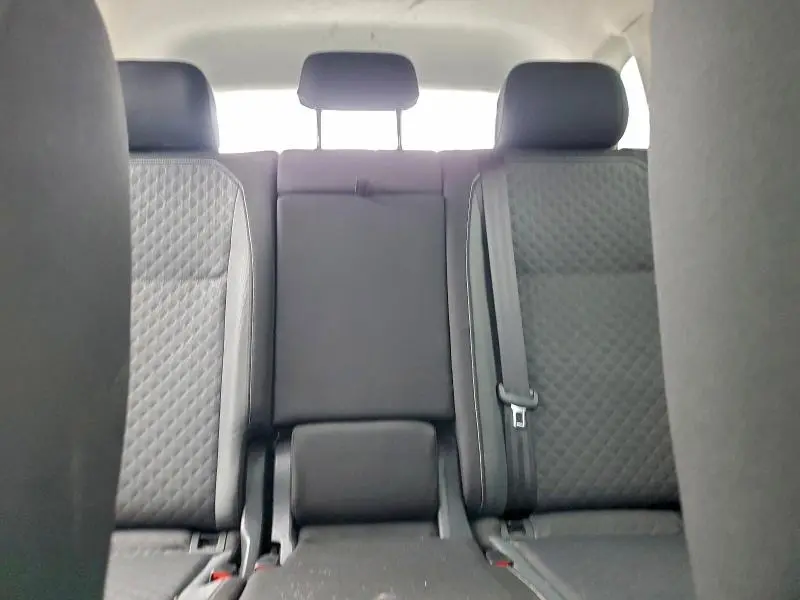 2021 VOLKSWAGEN TIGUAN S  