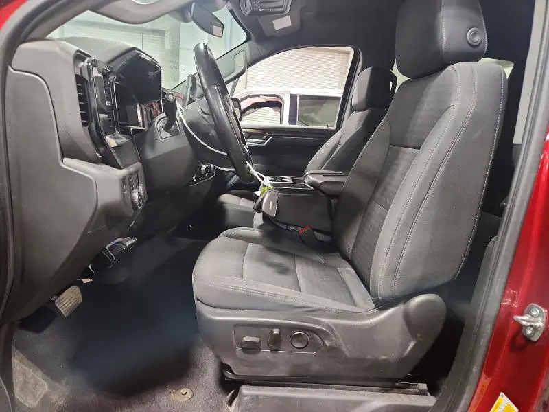 2023 CHEVROLET SILVERADO K1500 LT  