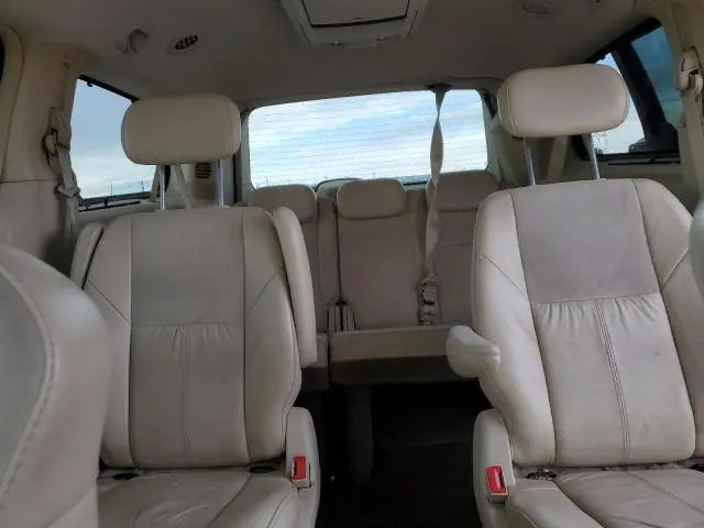 2010 CHRYSLER TOWN & COUNTRY LIMITED  