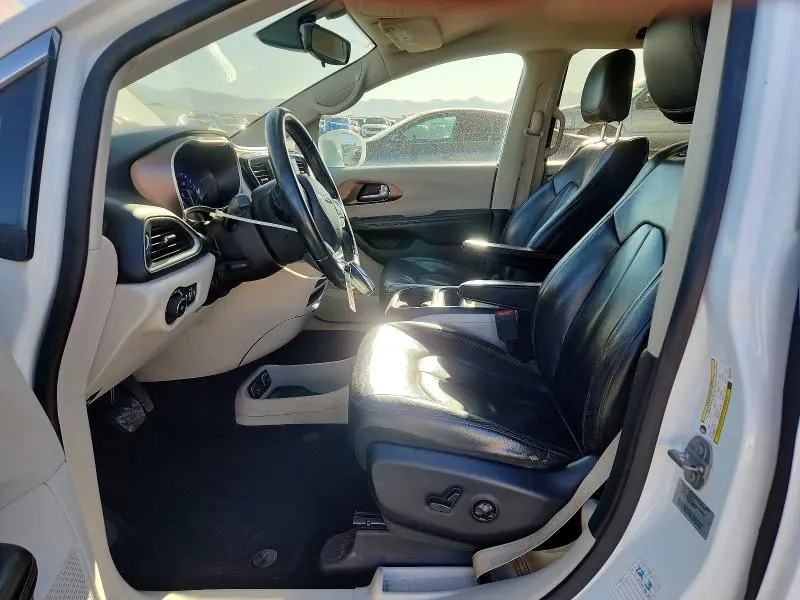 2017 CHRYSLER PACIFICA TOURING L  