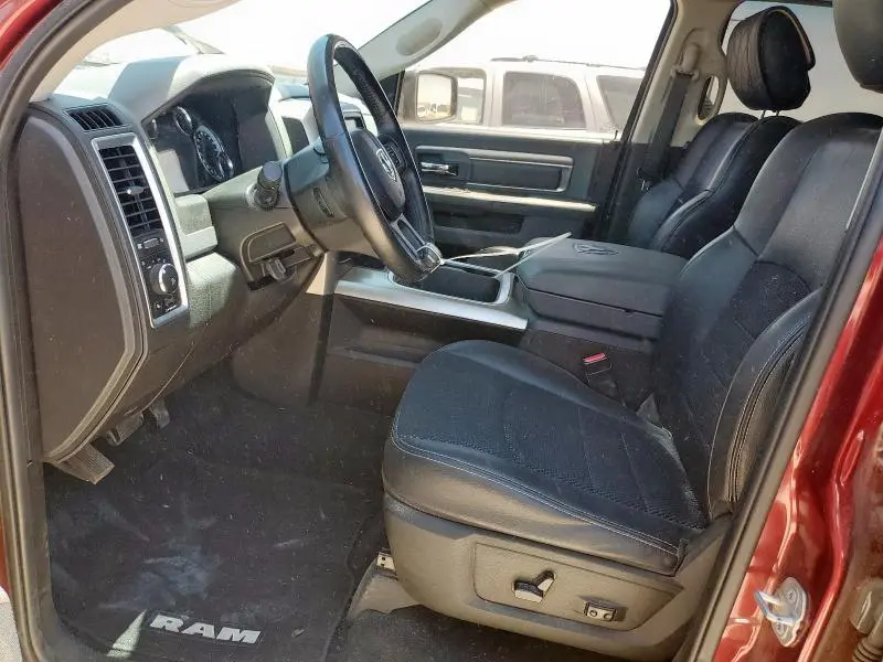 2019 RAM 1500 CLASSIC SLT  