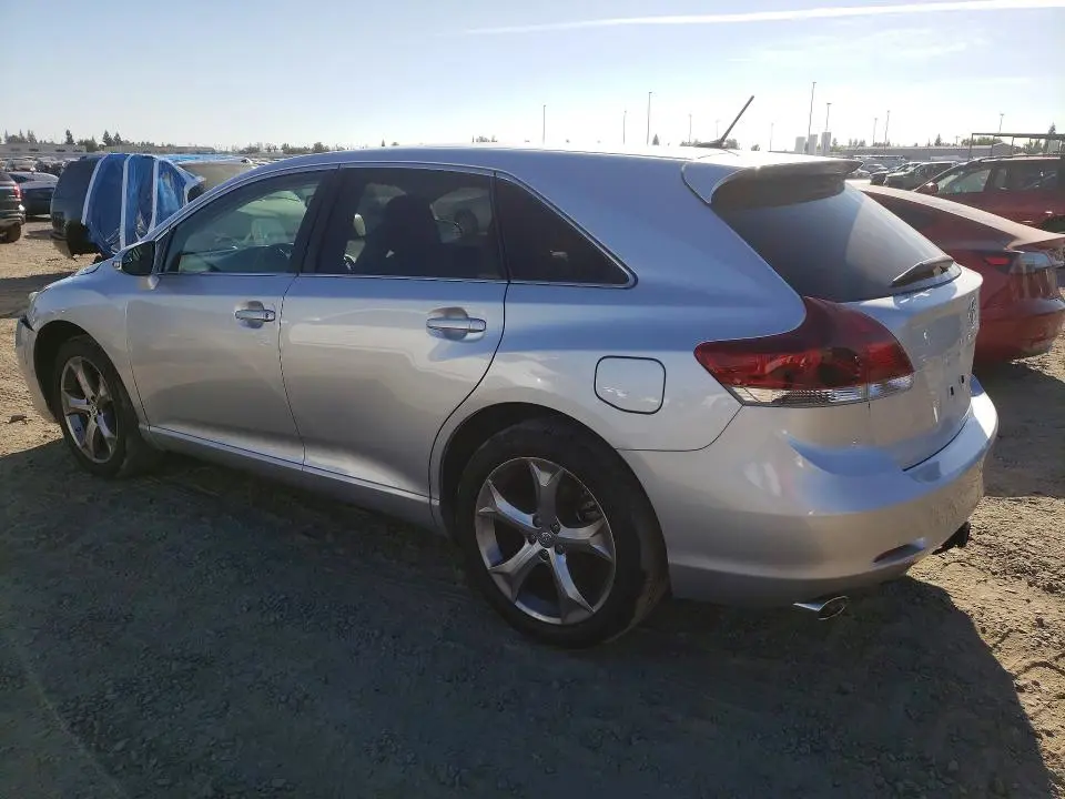 2013 TOYOTA VENZA LE  