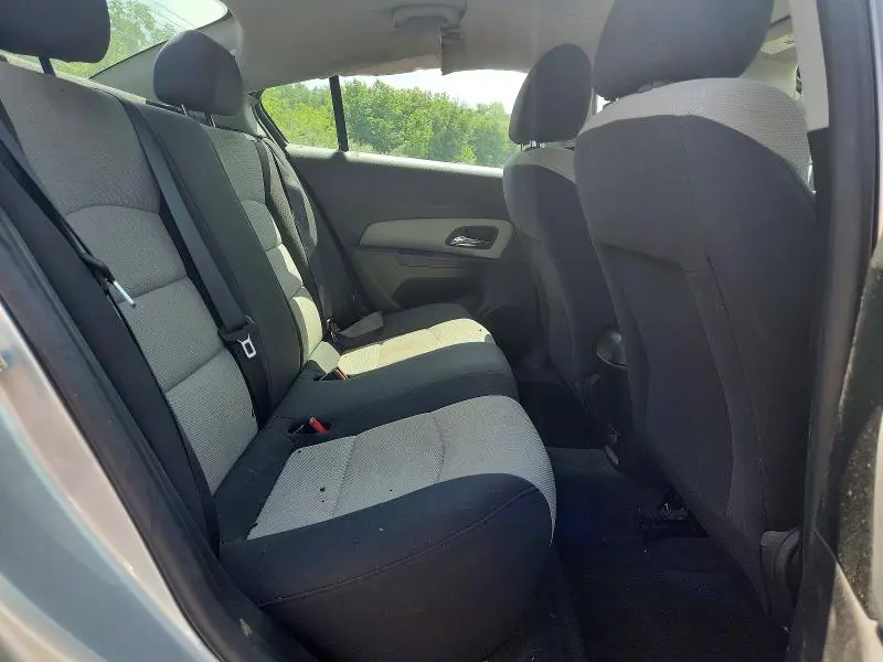 2015 CHEVROLET CRUZE LS  