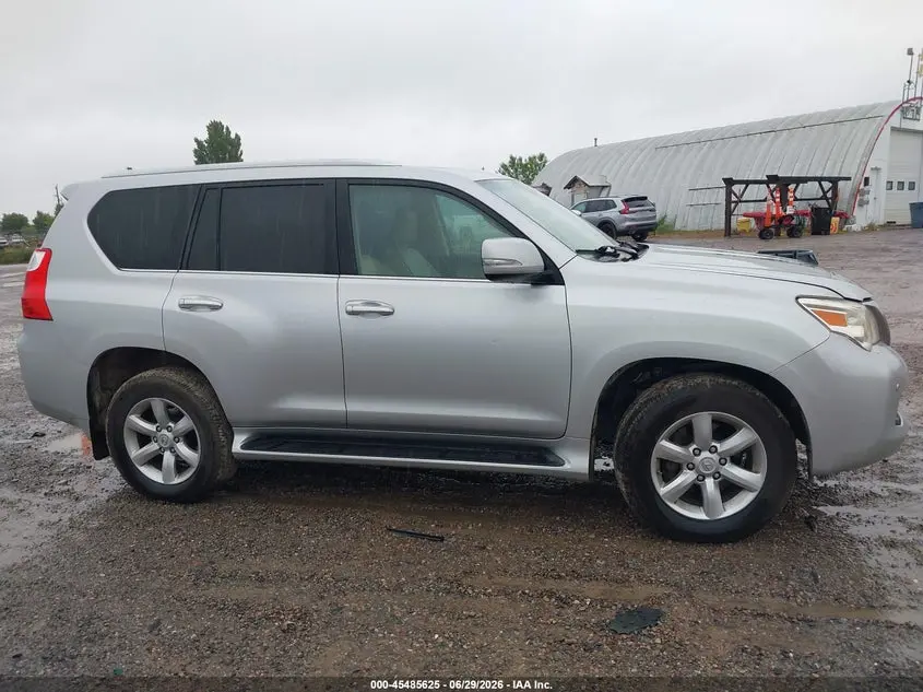 2011 LEXUS GX 460  