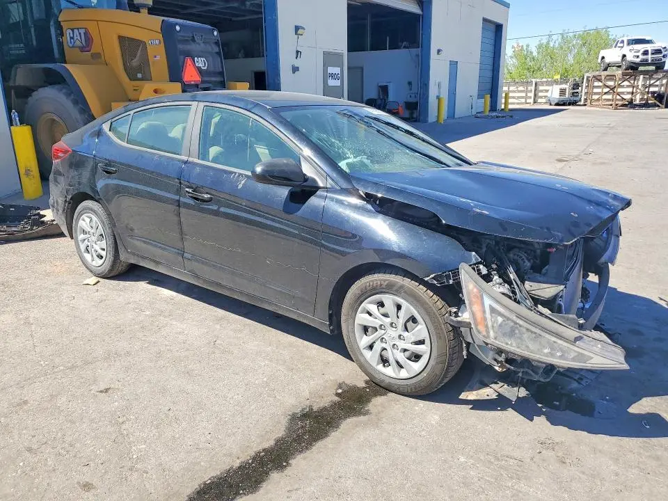 2019 HYUNDAI ELANTRA SE  