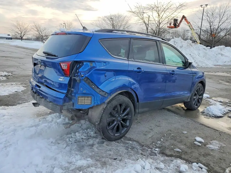 2019 FORD ESCAPE SE  