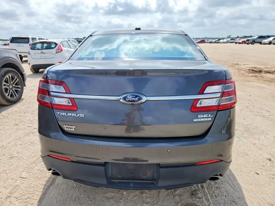 2016 FORD TAURUS SEL  