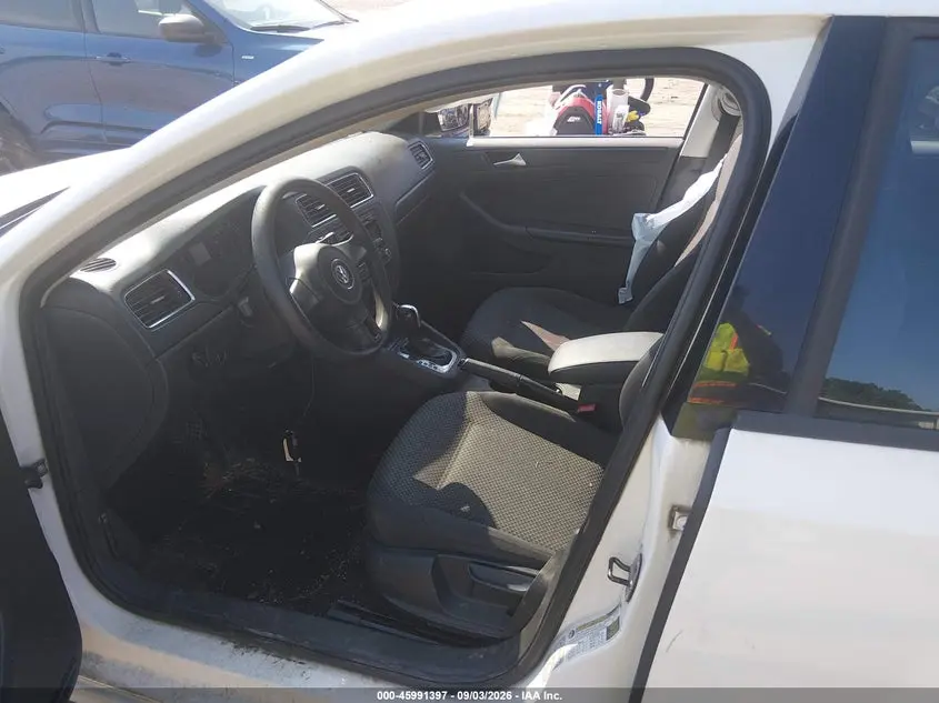 2013 VOLKSWAGEN JETTA 2.0L S