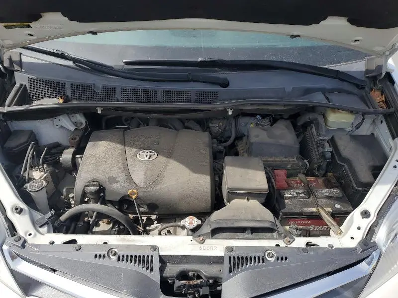 2018 TOYOTA SIENNA XLE PREMIUM 7-PASSENGER  
