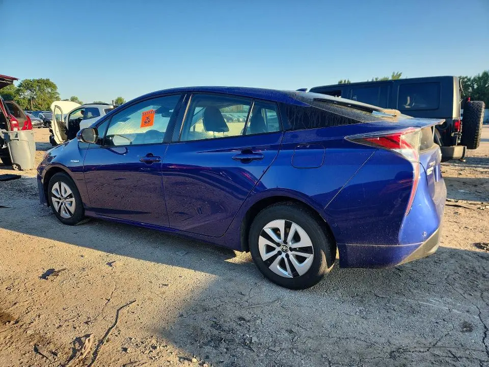 2018 TOYOTA PRIUS THREE  