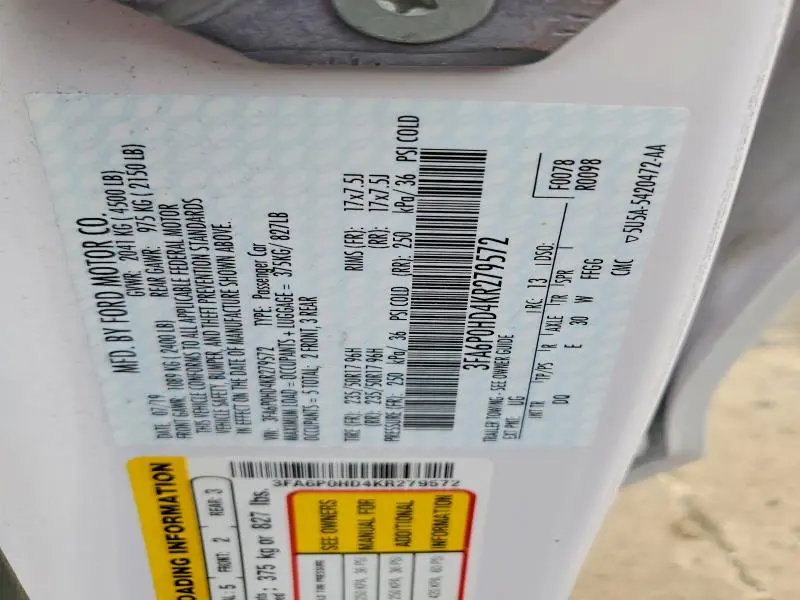 2019 FORD FUSION SE  