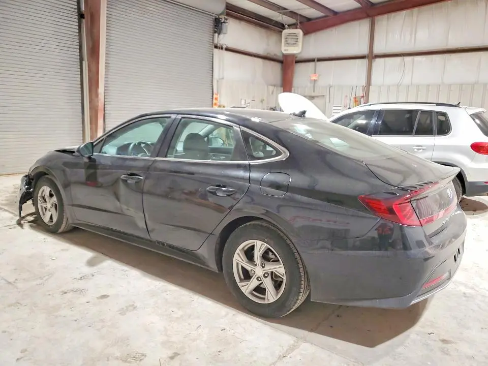 2022 HYUNDAI SONATA SE  