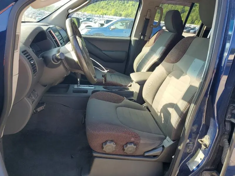 2011 NISSAN FRONTIER S  