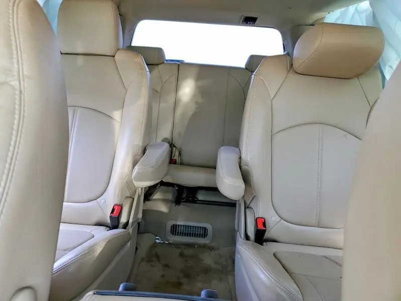 2012 GMC ACADIA SLT-1  