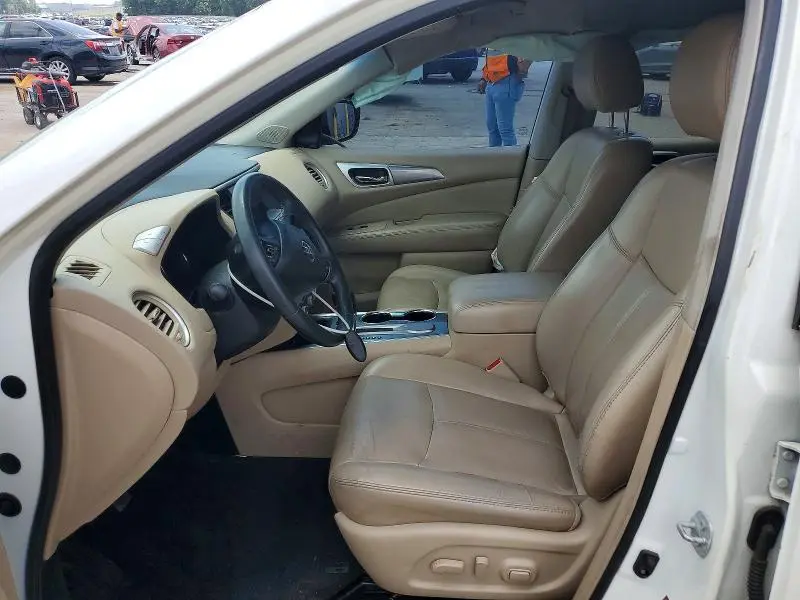 2017 NISSAN PATHFINDER SL  