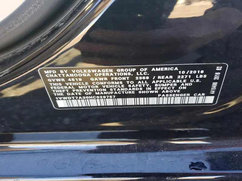 2017 VOLKSWAGEN PASSAT R-LINE  