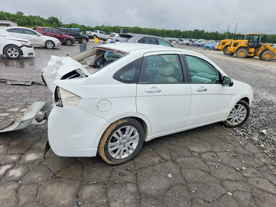 2010 FORD FOCUS SEL  
