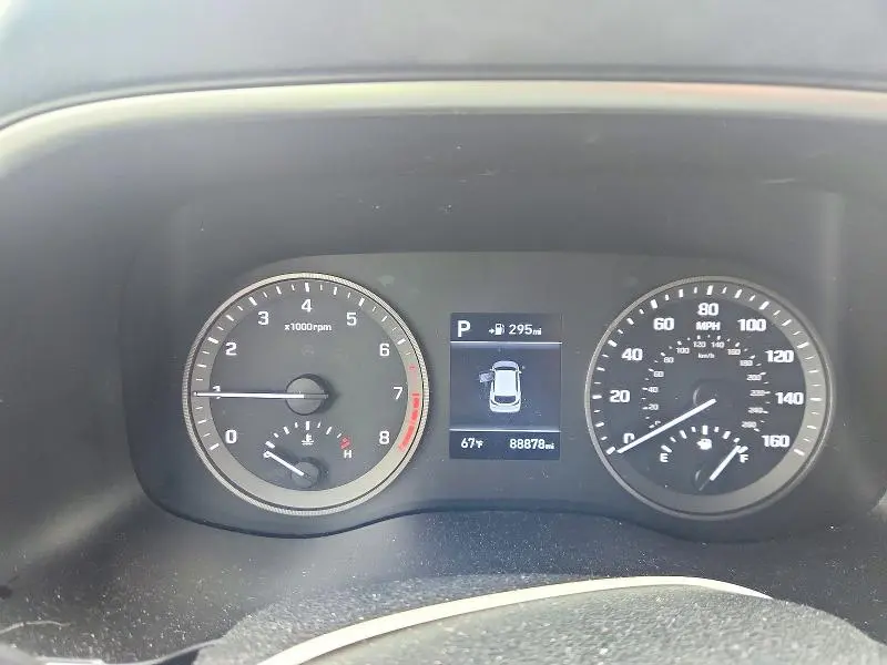 2020 HYUNDAI TUCSON SE  