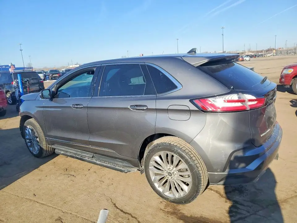 2022 FORD EDGE TITANIUM  