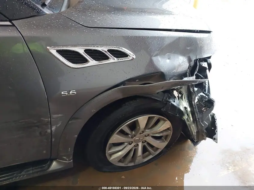 2017 INFINITI QX80  