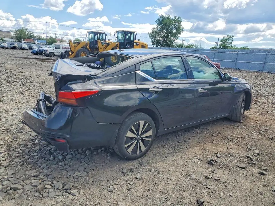 2020 NISSAN ALTIMA SV  