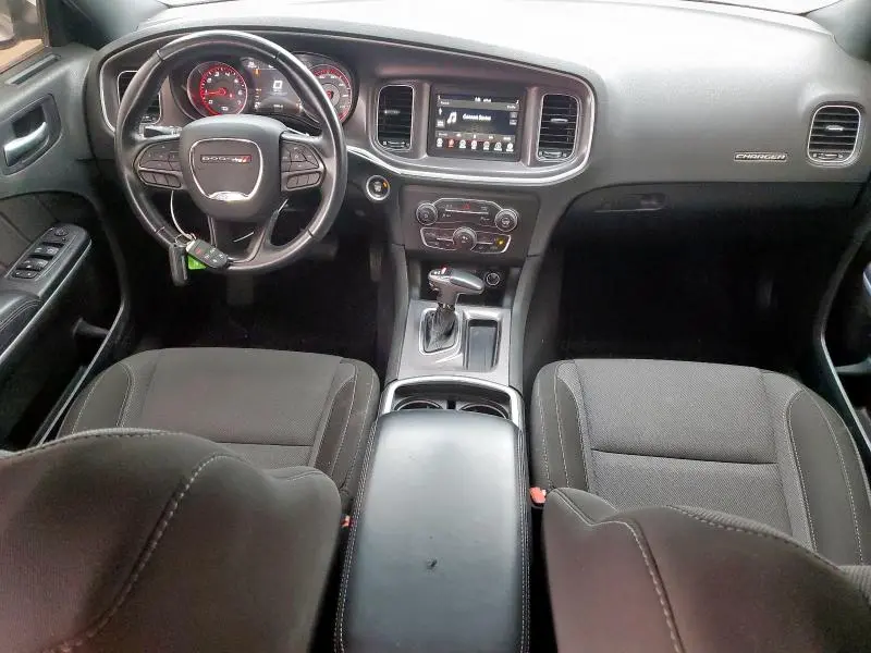 2022 DODGE CHARGER SXT  