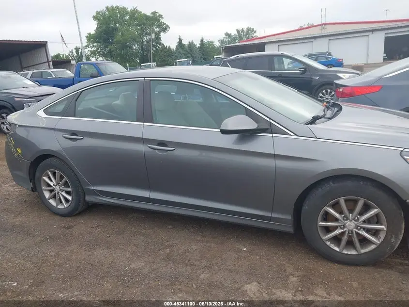 2018 HYUNDAI SONATA SE