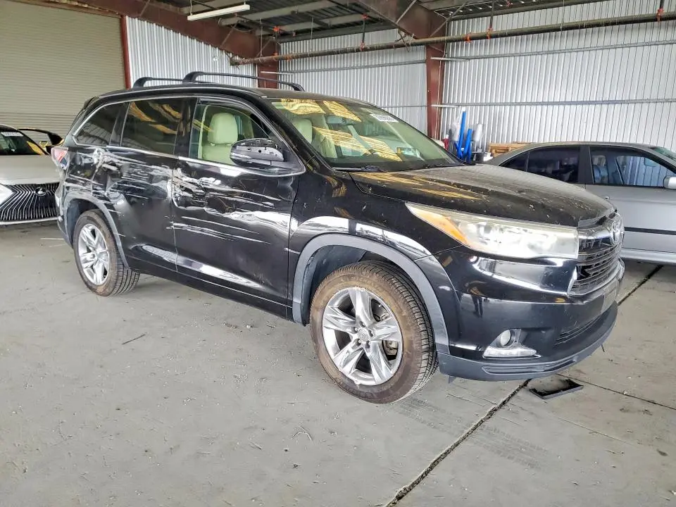 2015 TOYOTA HIGHLANDER LIMITED  