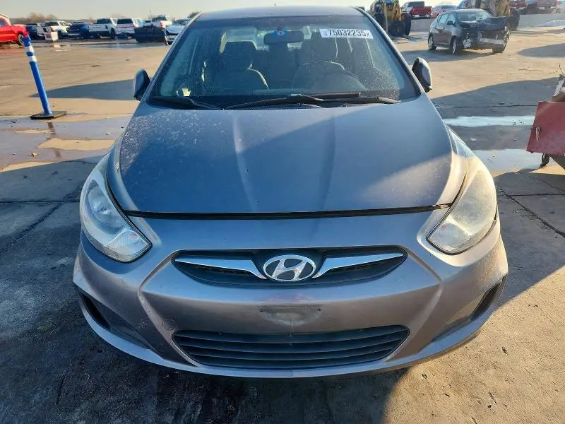 2013 HYUNDAI ACCENT GLS  