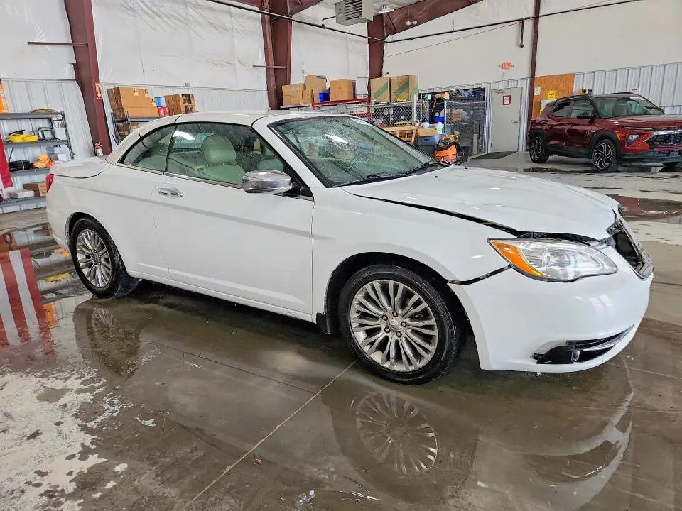 2012 CHRYSLER 200 LIMITED  