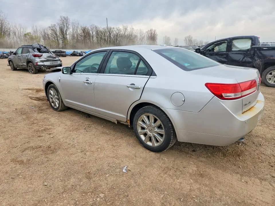 2011 LINCOLN MKZ   