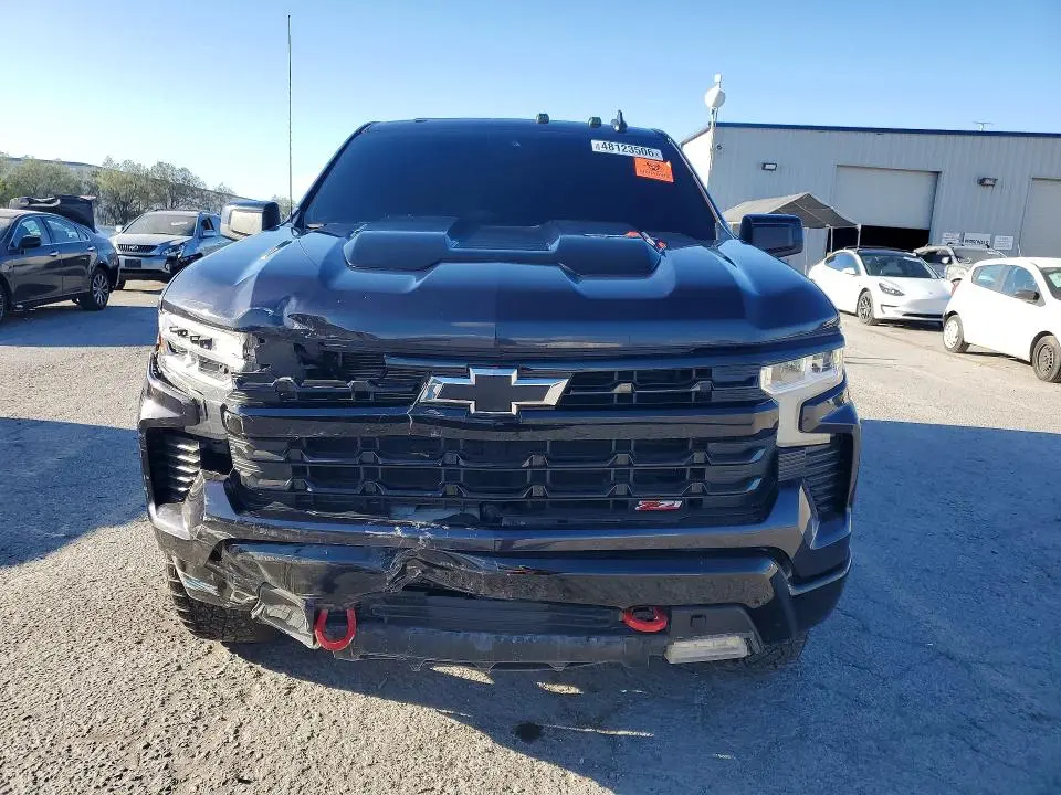 2024 CHEVROLET SILVERADO K1500 LT TRAIL BOSS  