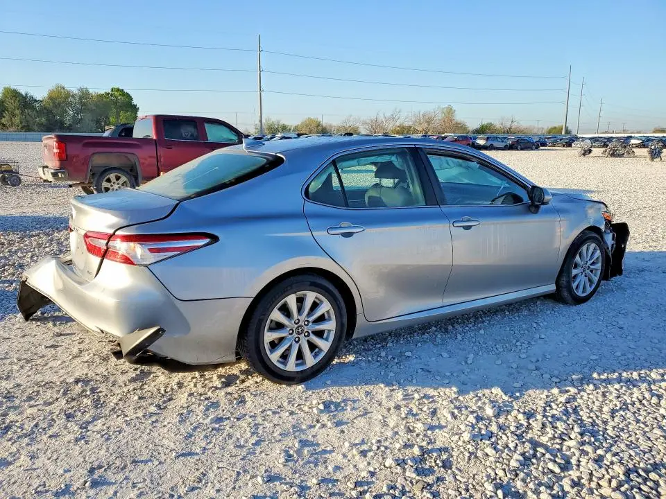2019 TOYOTA CAMRY LE  