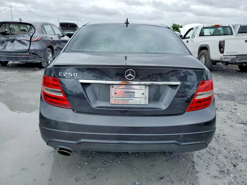 2012 MERCEDES-BENZ C 250  
