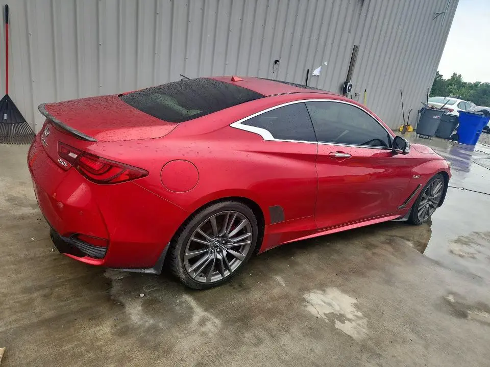 2017 INFINITI Q60 RED SPORT 400  