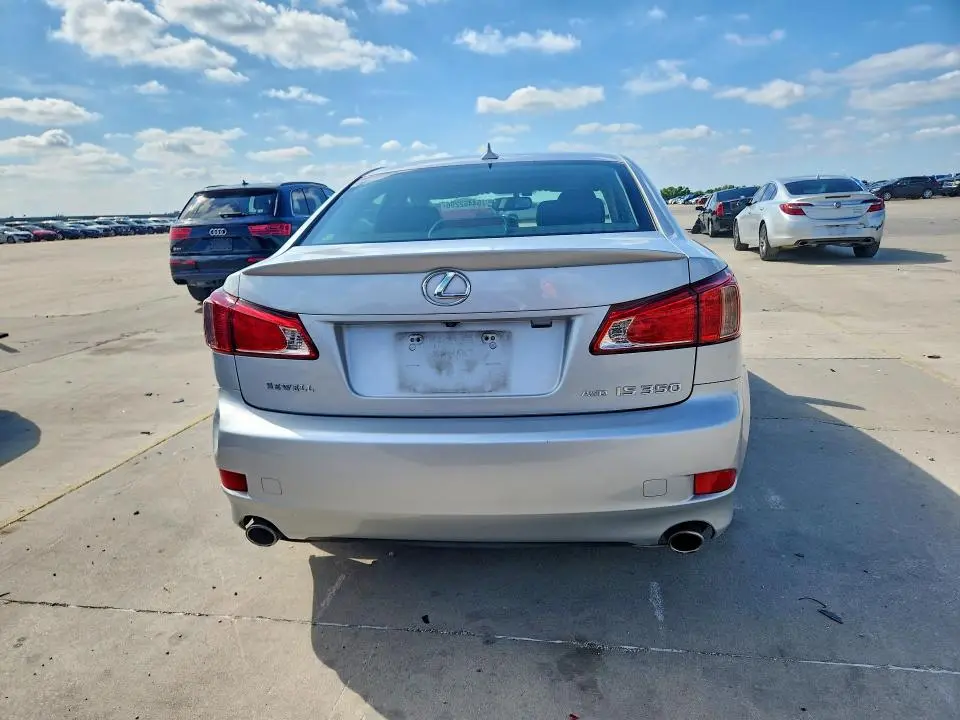 2011 LEXUS IS 350  