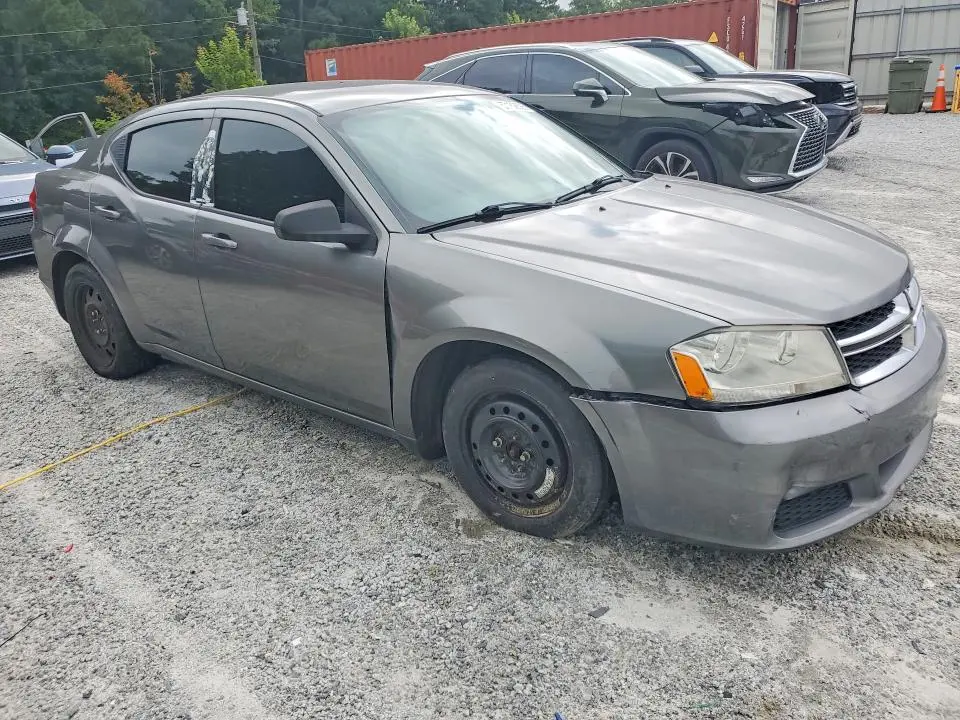 2012 DODGE AVENGER SE  