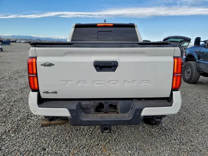 2024 TOYOTA TACOMA DOUBLE CAB  