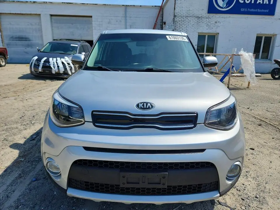 2019 KIA SOUL +  