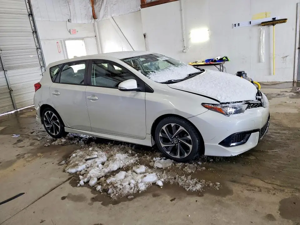2017 TOYOTA COROLLA IM   
