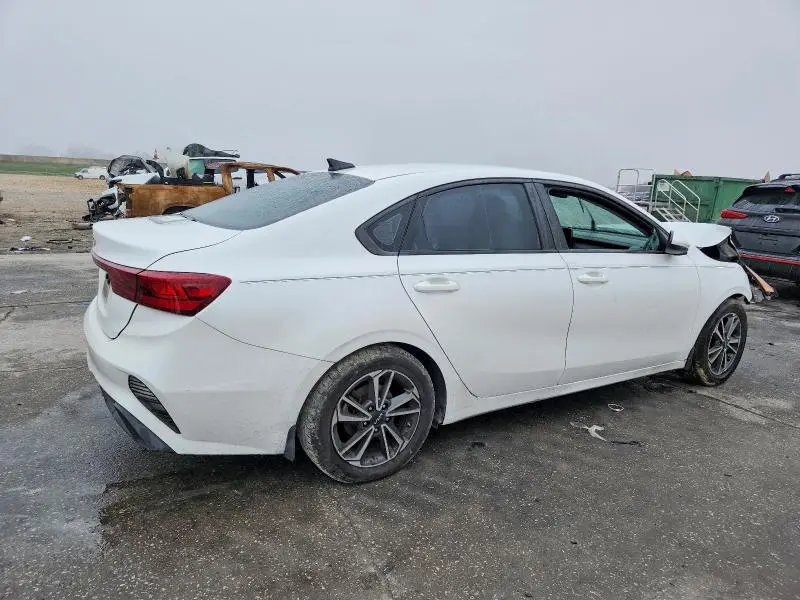 2022 KIA FORTE   