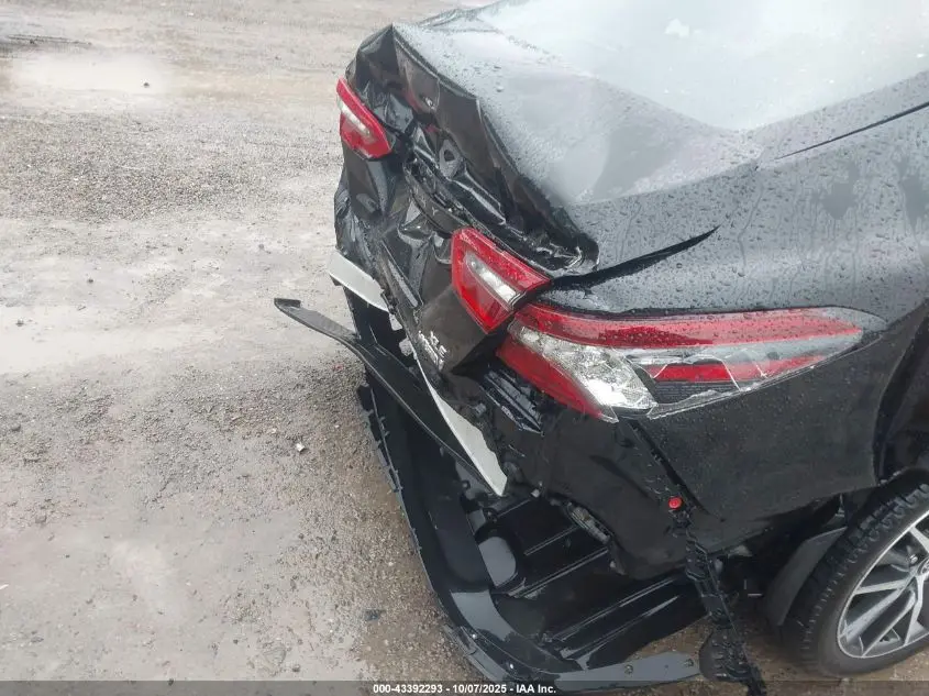 2023 TOYOTA CAMRY XLE HYBRID