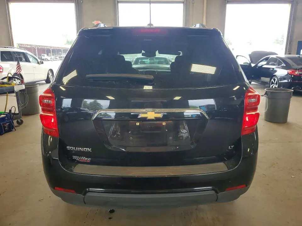 2017 CHEVROLET EQUINOX LT  
