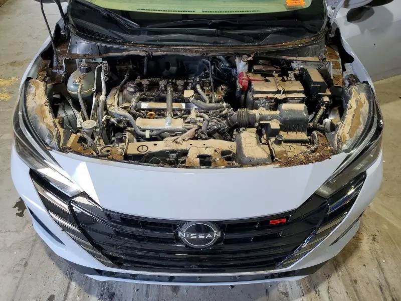 2025 NISSAN VERSA SR  
