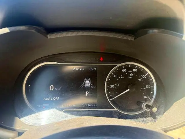 2020 NISSAN VERSA SV  