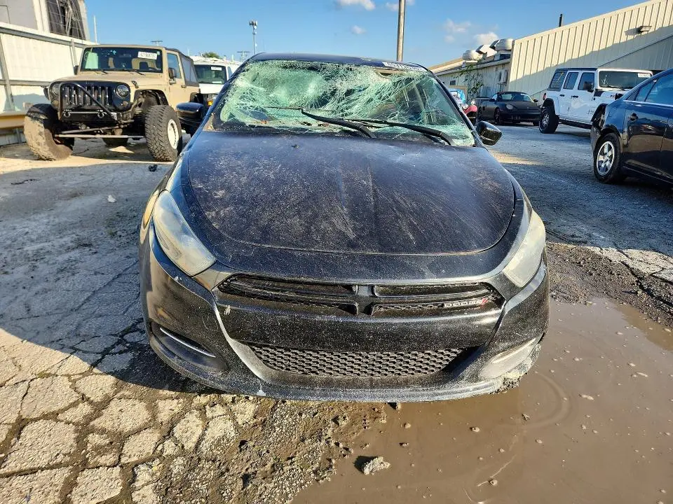 2015 DODGE DART SXT  