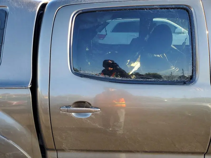 2015 TOYOTA TACOMA V6  