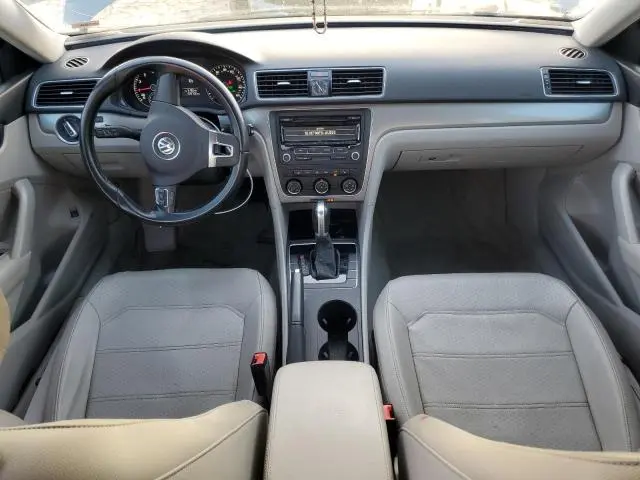 2015 VOLKSWAGEN PASSAT S  