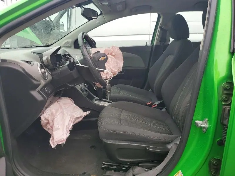 2015 CHEVROLET SONIC LT  